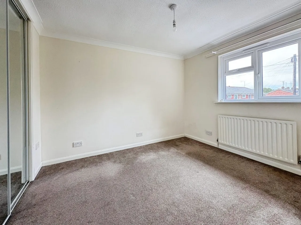 Sandringham Road, Yeovil, photo 8