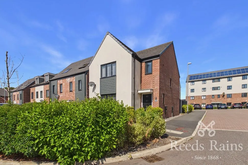 3 bed house for sale — Martlet Grove, Buckshaw Village, Lancashire, PR7