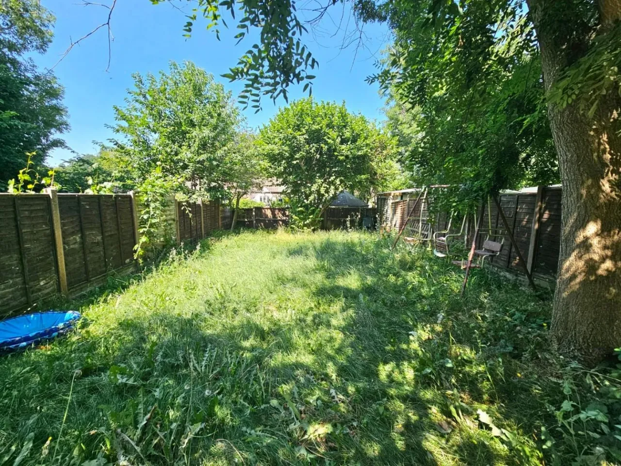 First Avenue, Dursley, GL11, photo 14