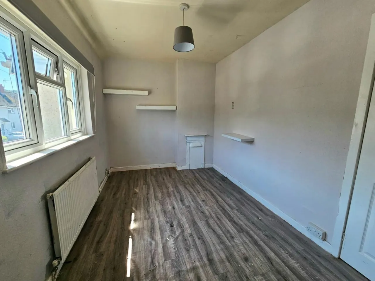 First Avenue, Dursley, GL11, photo 11