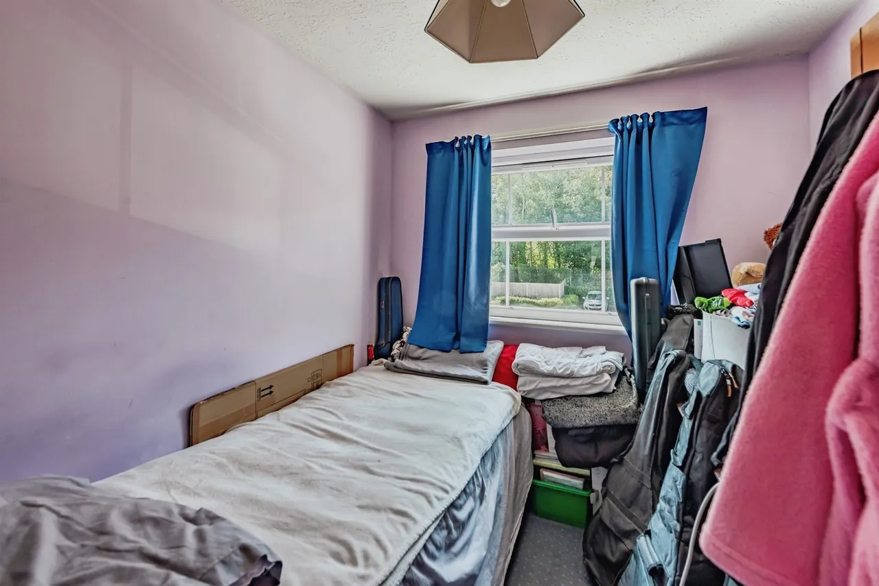 Penfold Road, Maidenbower, RH10, photo 9