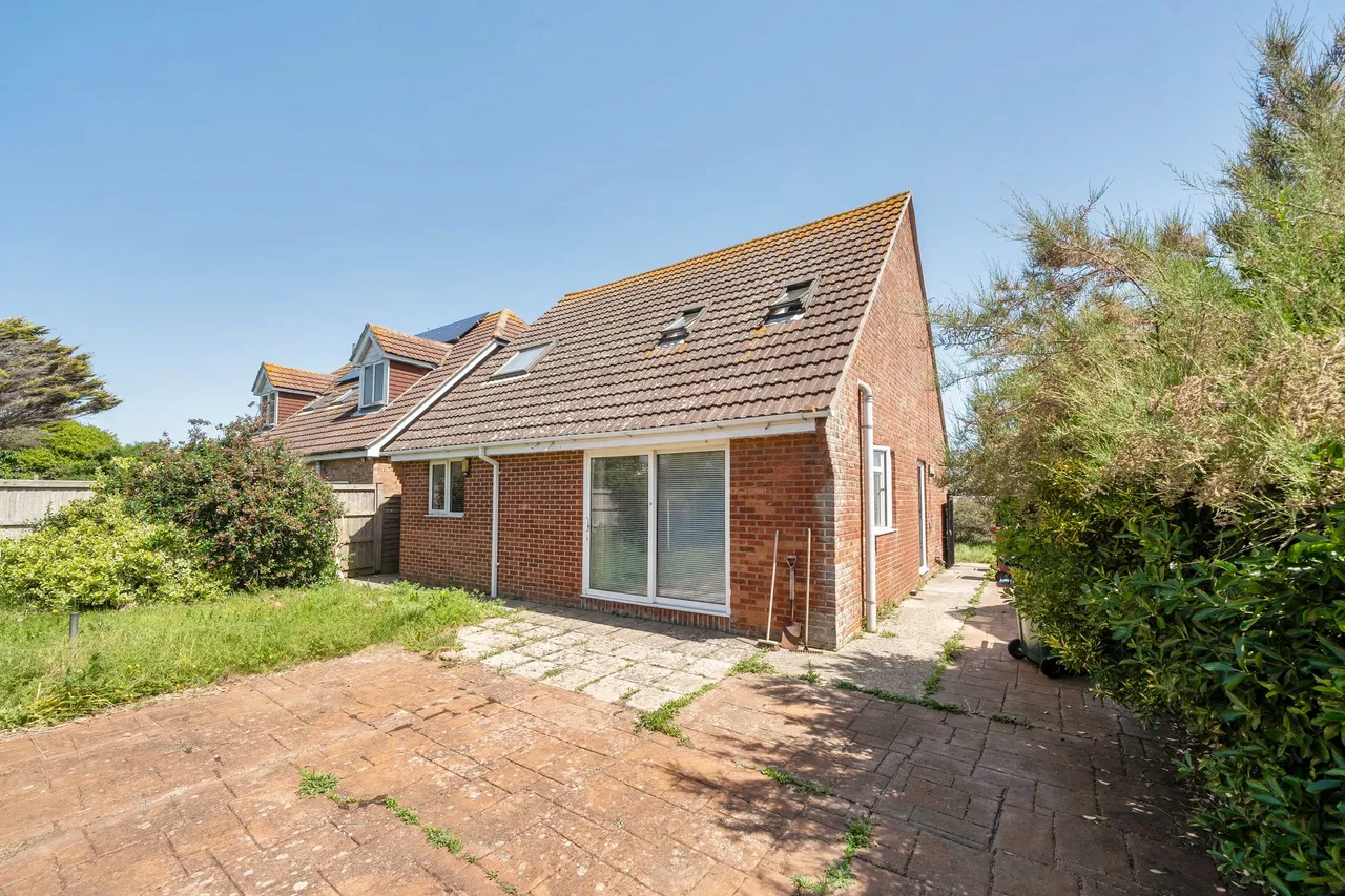 Pond Road, Bracklesham Bay, PO20, photo 3
