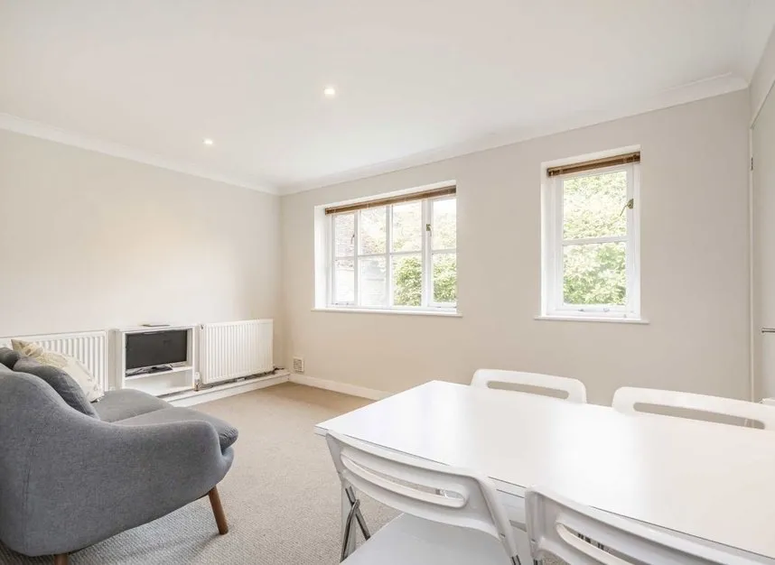 Thames Street, Lower Sunbury, TW16, photo 2