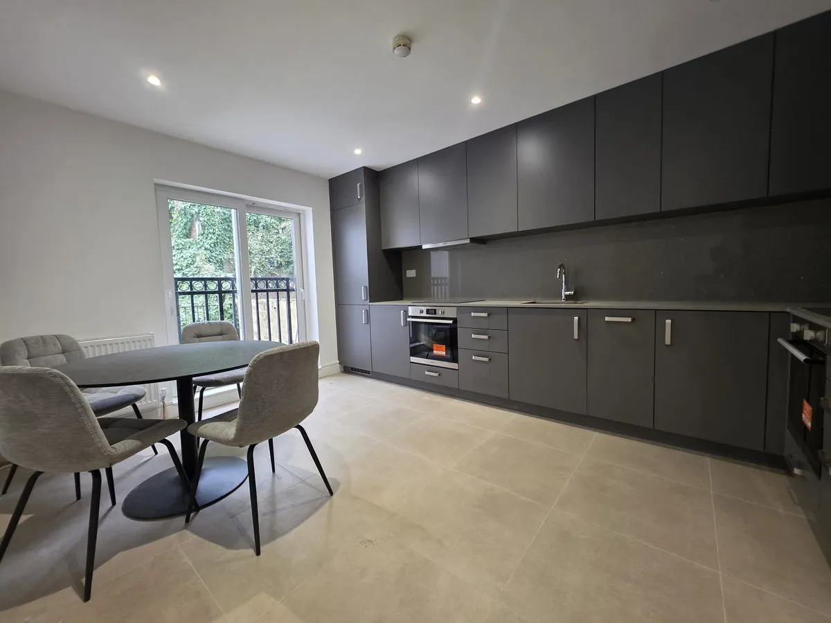 1 bed house to rent — London, SE18 6UF