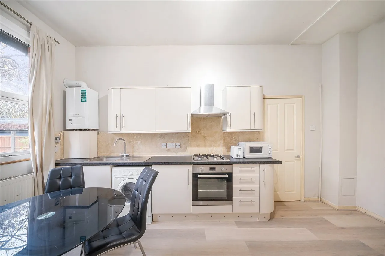 1 bed flat to rent — Aldrington Road, London, SW16