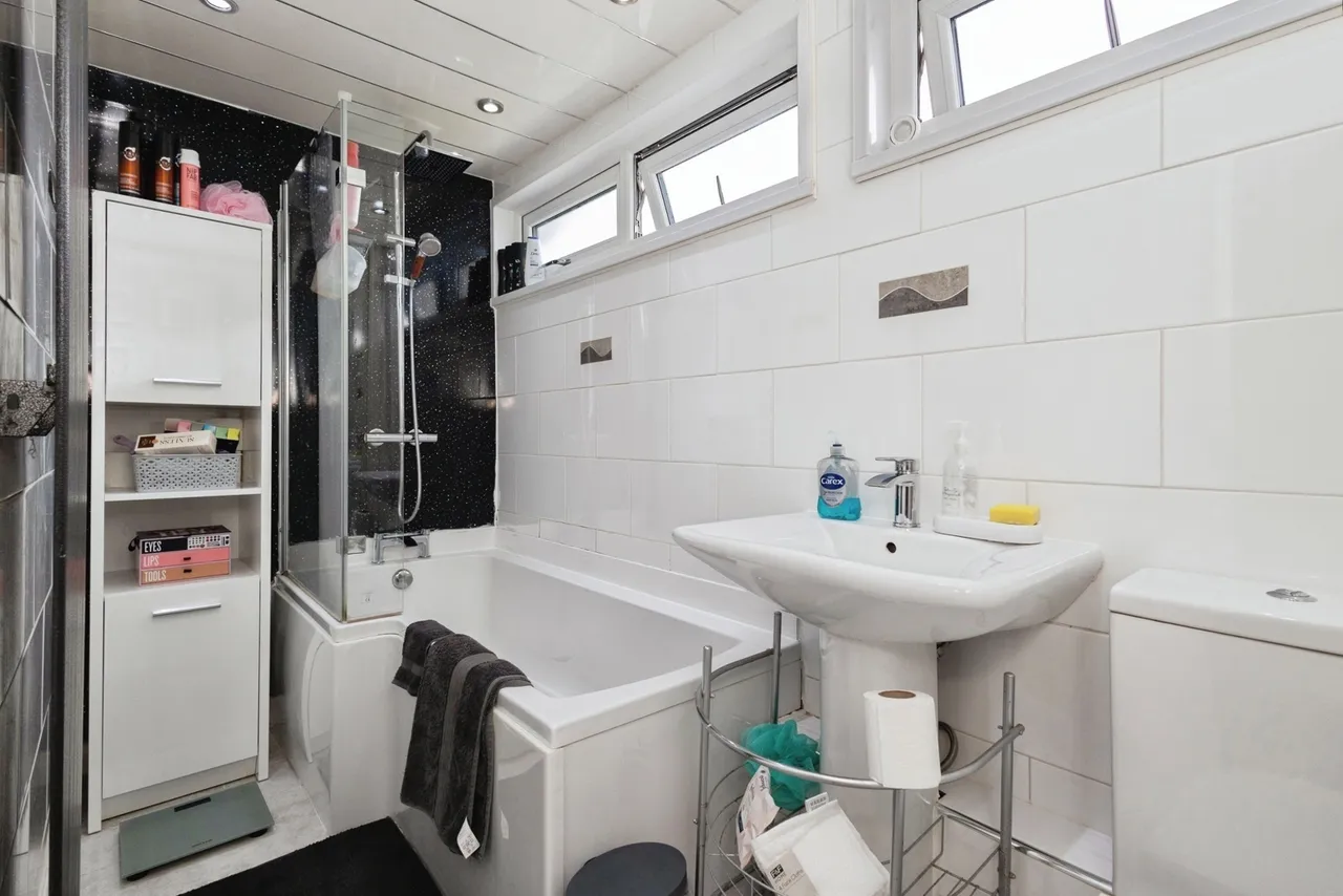 Woolton Close, Manchester, Greater Manchester, M40, photo 16
