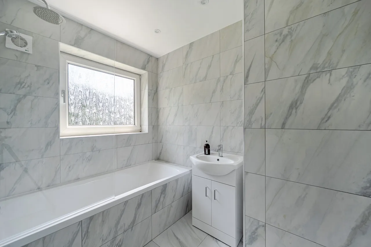 Tupwood Lane, Caterham, CR3, photo 5