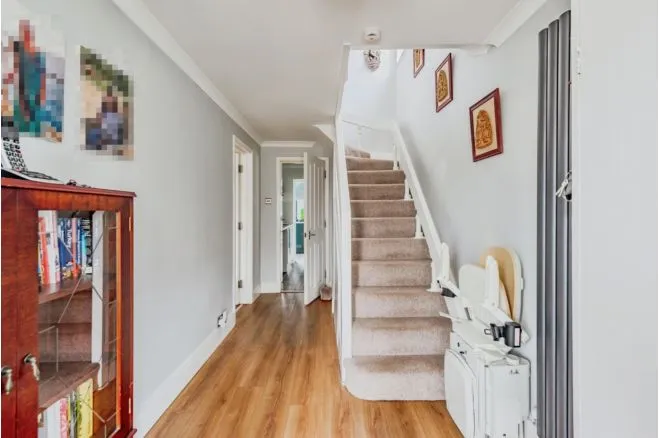 Stafford Road, Crawley, RH11, photo 9