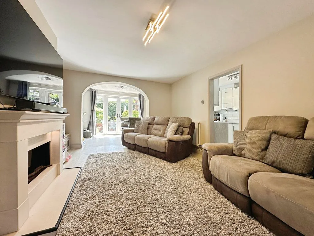 Wallheath Crescent, Stonnall, WS9, photo 2