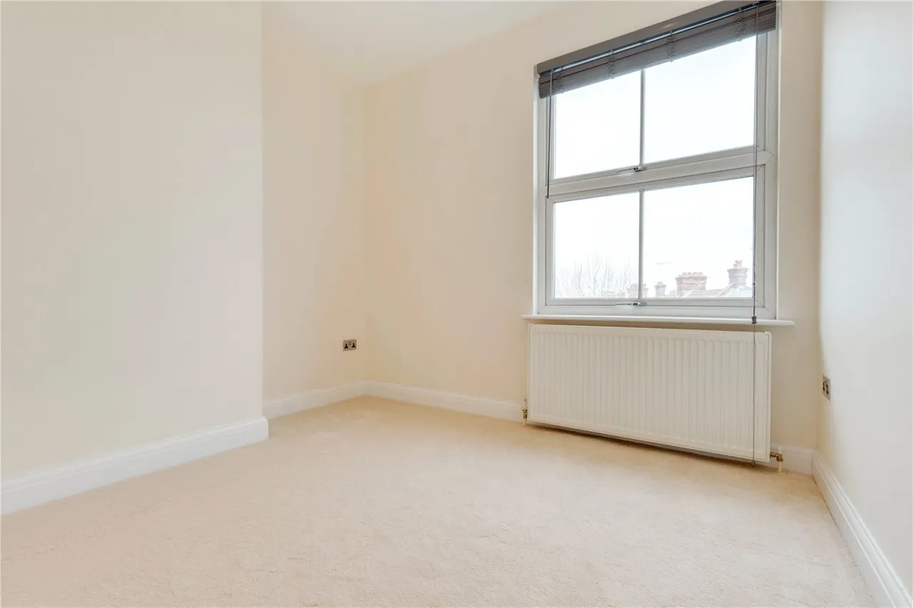 Arthur Road, Wimbledon Park, photo 9