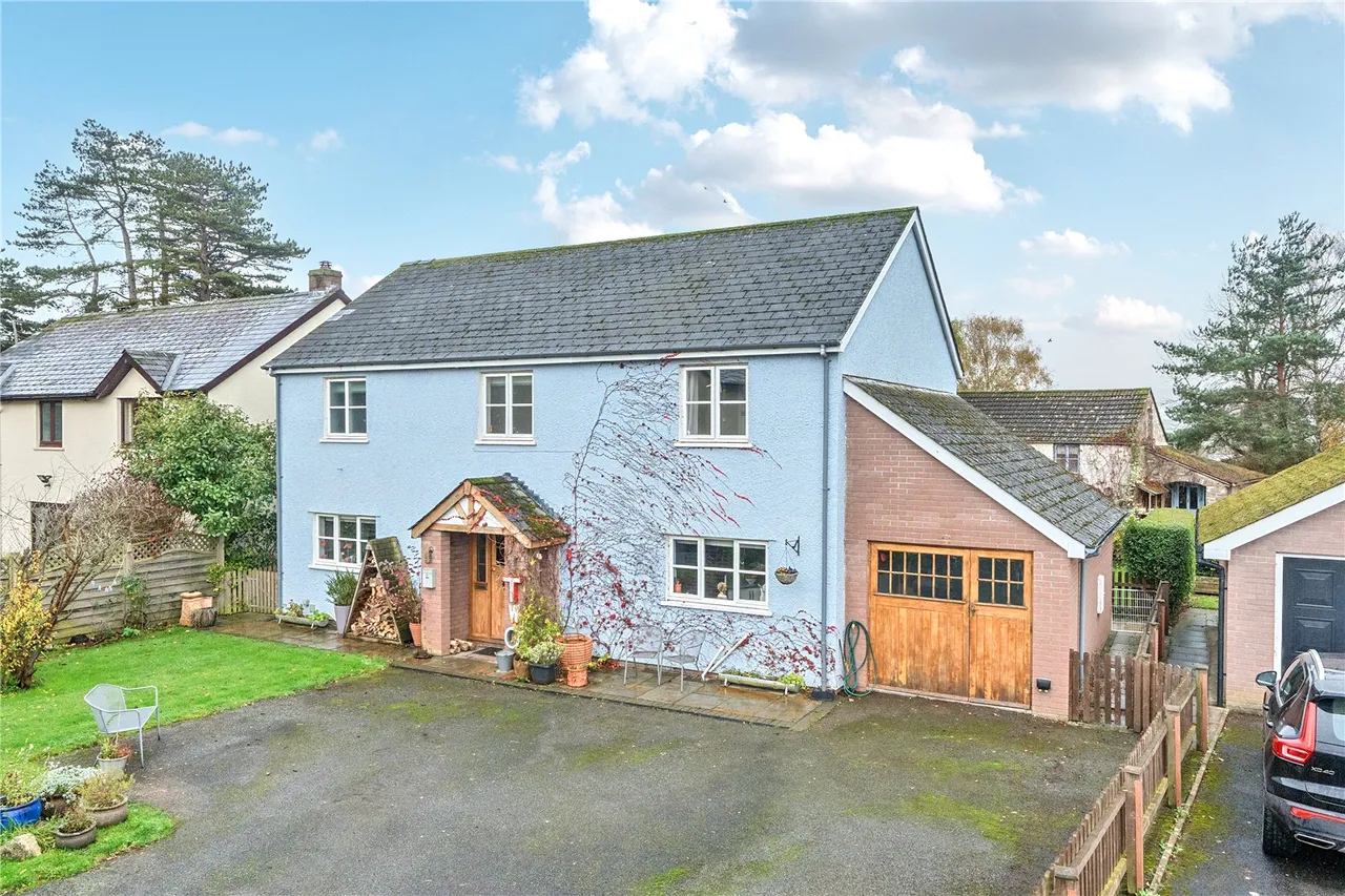 4 bed house for sale — Lake View Close, Llangorse, Brecon, Powys, LD3 7US