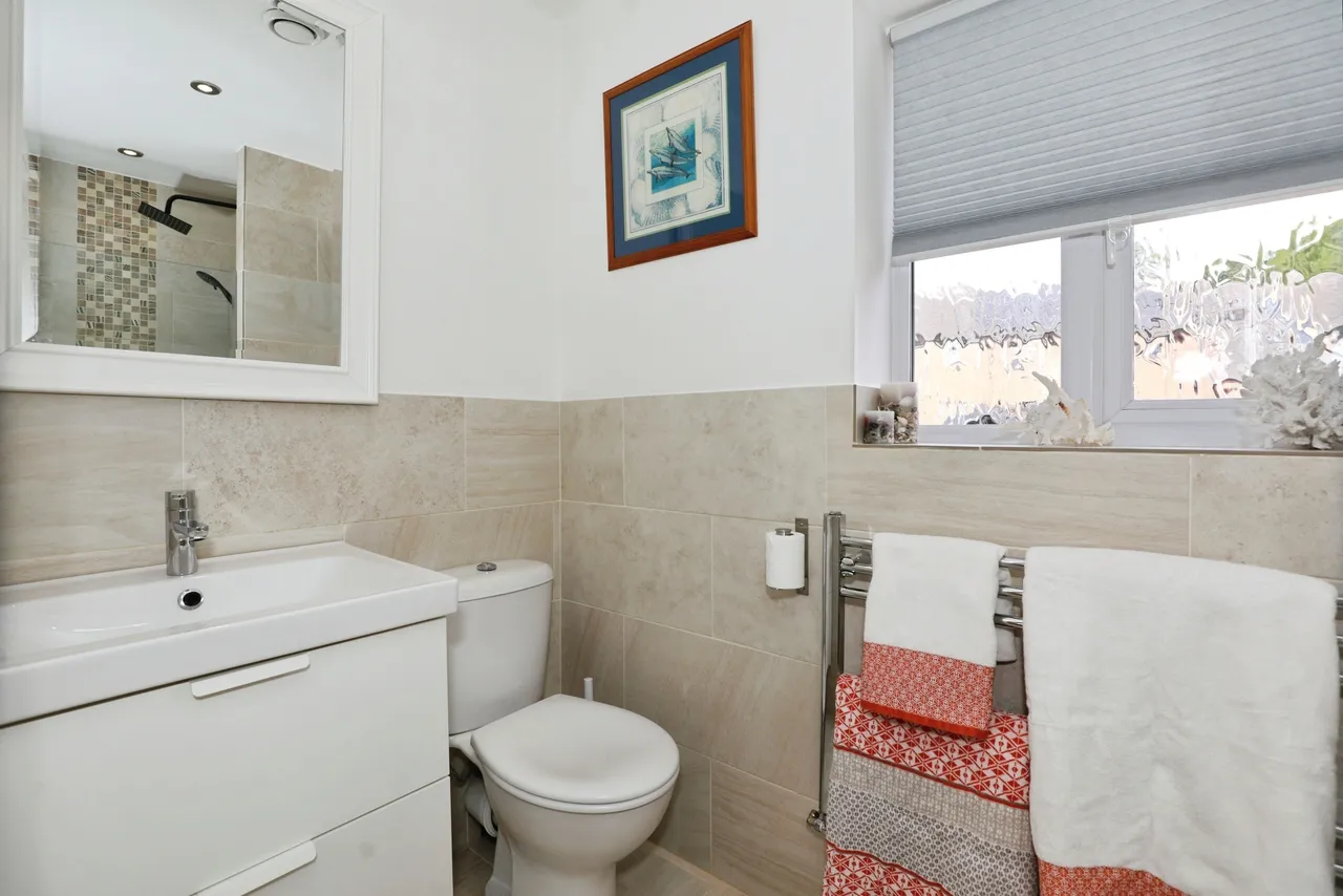 Quay Side, Stoke-On-Trent, photo 2
