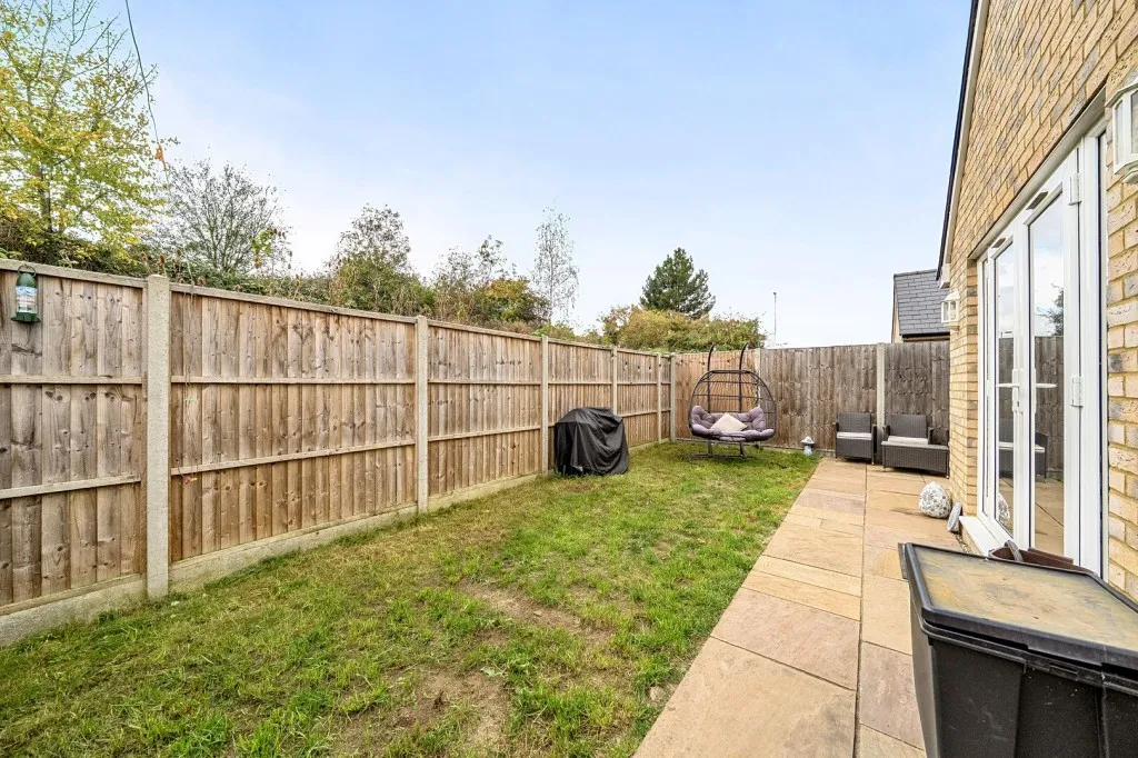 Hitchin Road, Arlesey Central, SG15, photo 18
