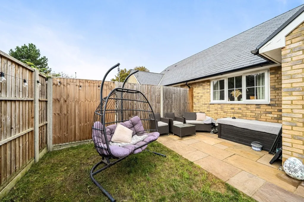 Hitchin Road, Arlesey Central, SG15, photo 16