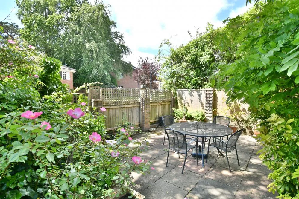 Pine Tree Close, Wimborne, BH21, photo 18