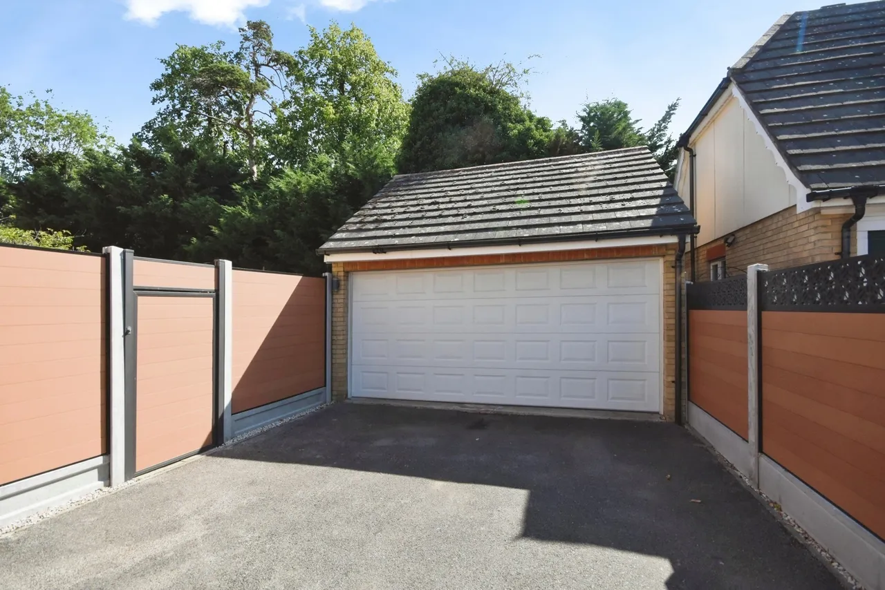 Headingley Close, Basildon, SS13, photo 18