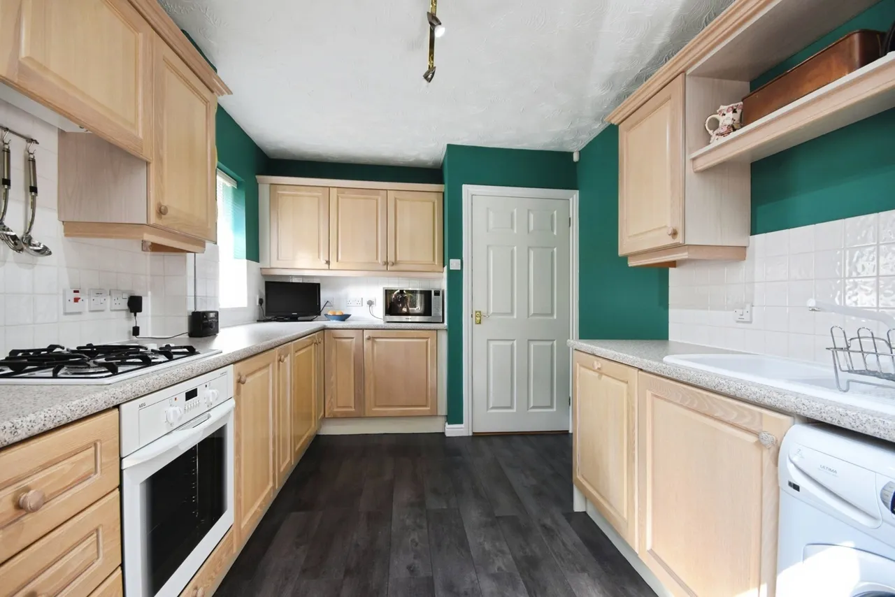 Headingley Close, Basildon, SS13, photo 8