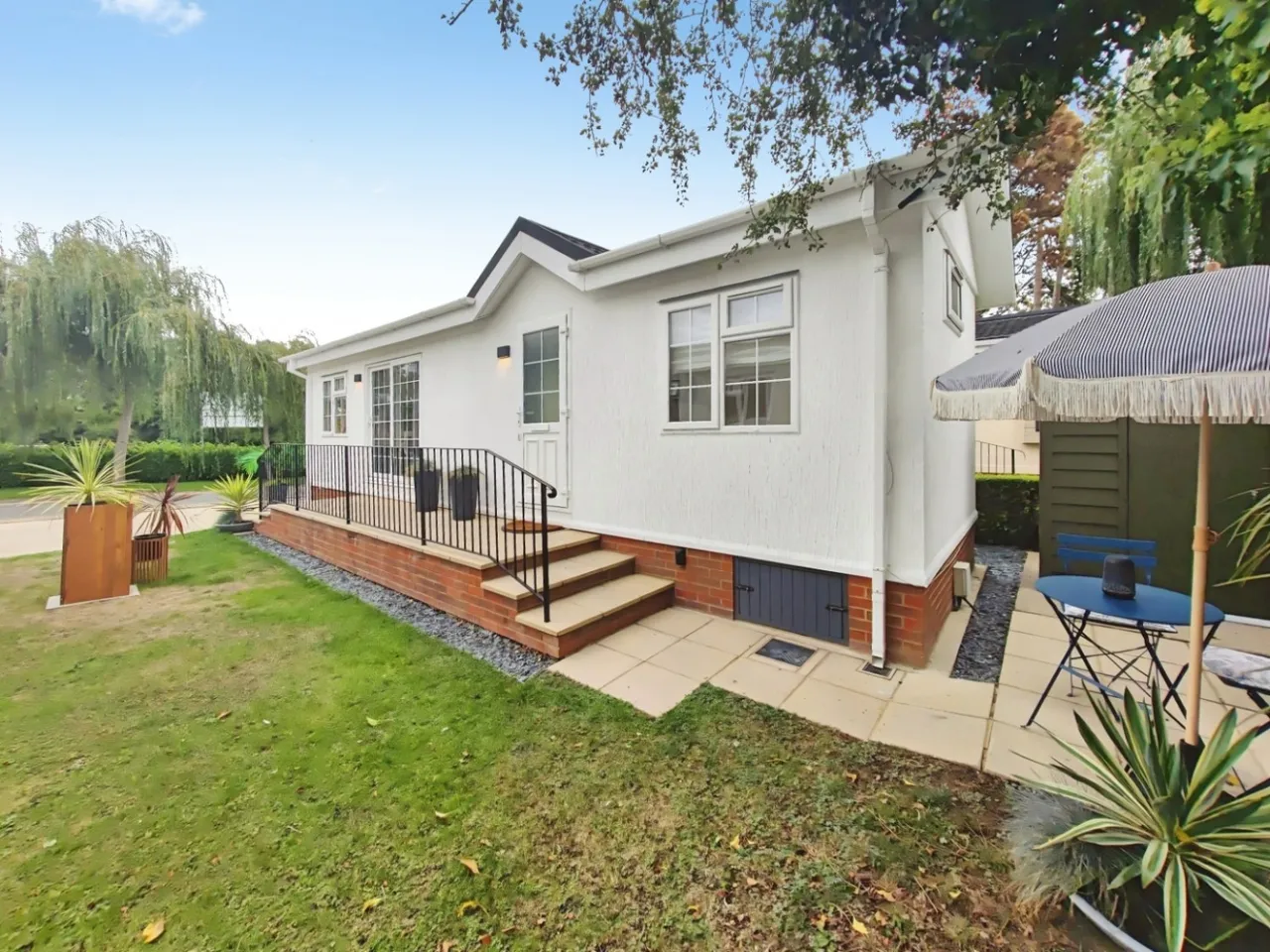 Willows Park Estate, Windsor, SL4, photo 10