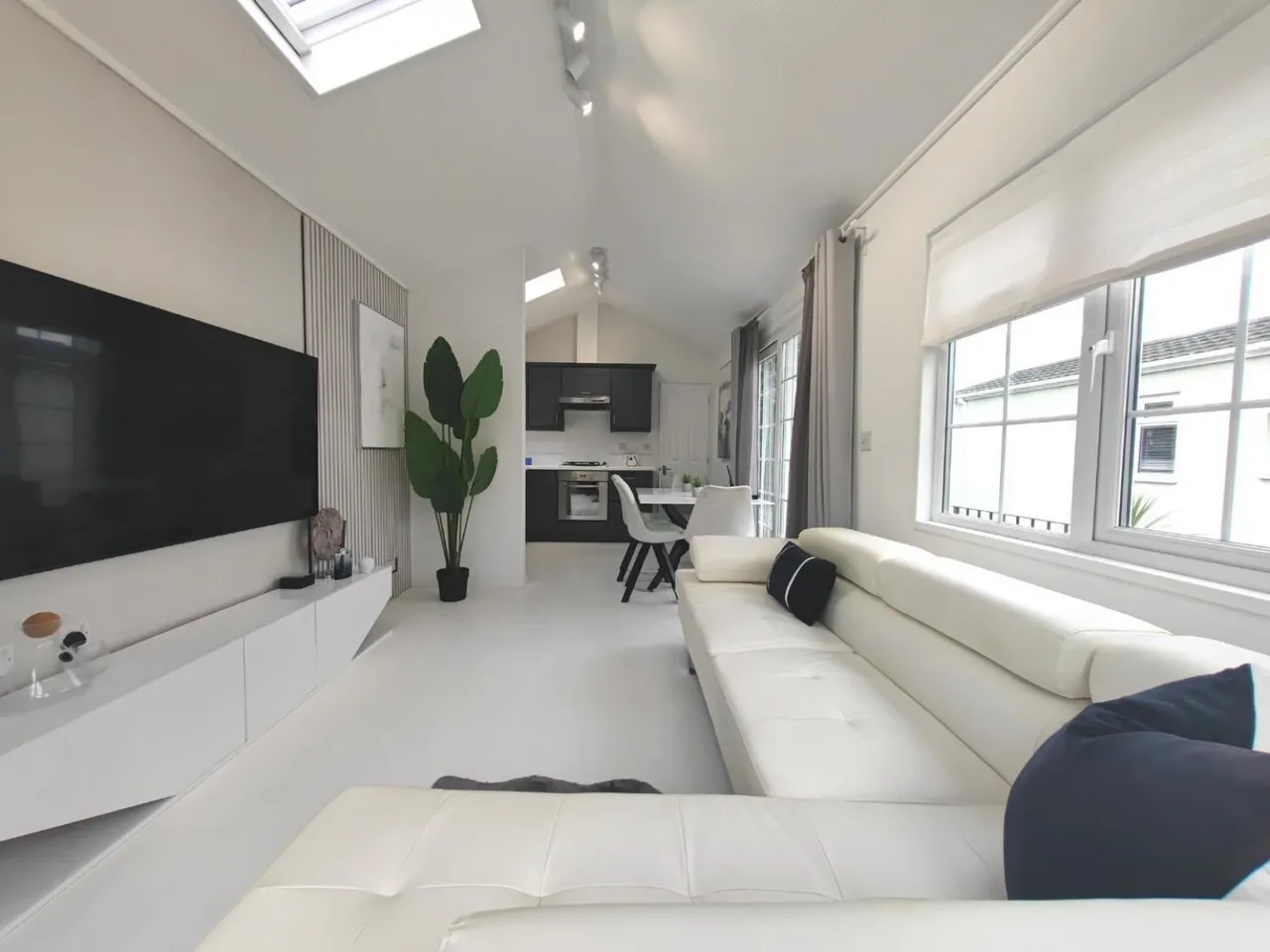 Willows Park Estate, Windsor, SL4, photo 5