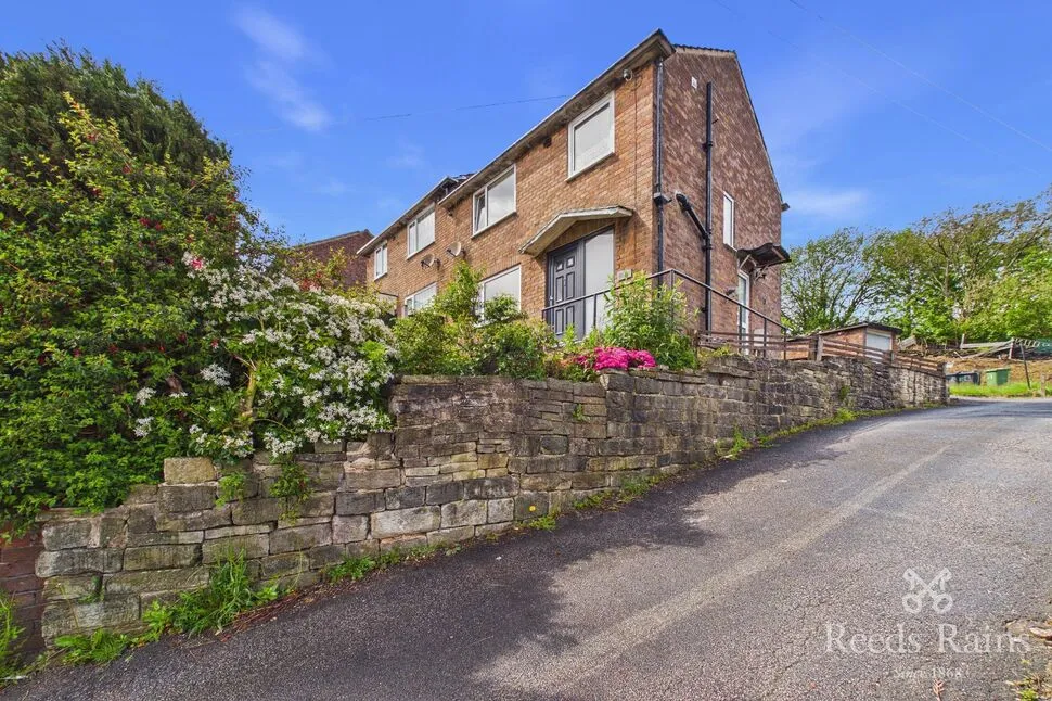 3 bed house for sale, Knaresborough Drive, Huddersfield, HD2