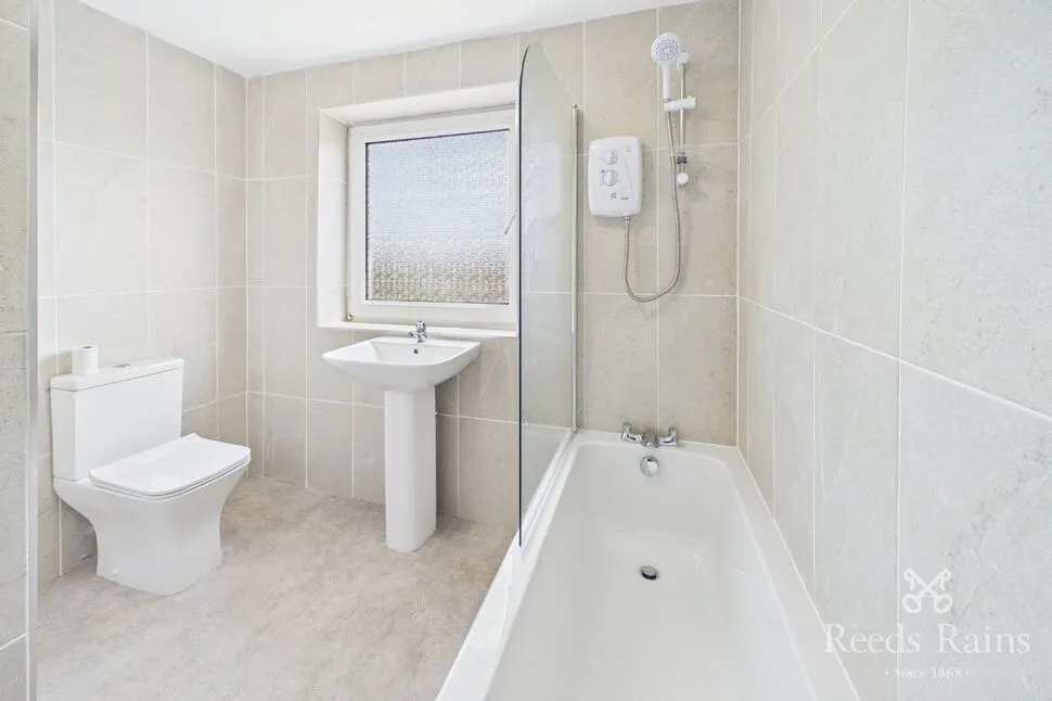 Knaresborough Drive, Huddersfield, HD2, photo 4