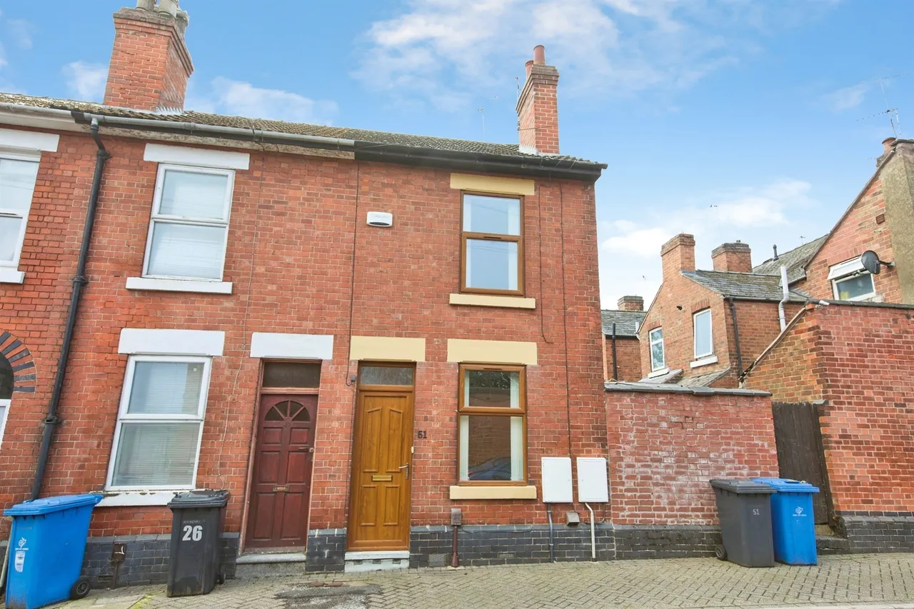 2 bed house for sale, Spring Street, Derby, DE22