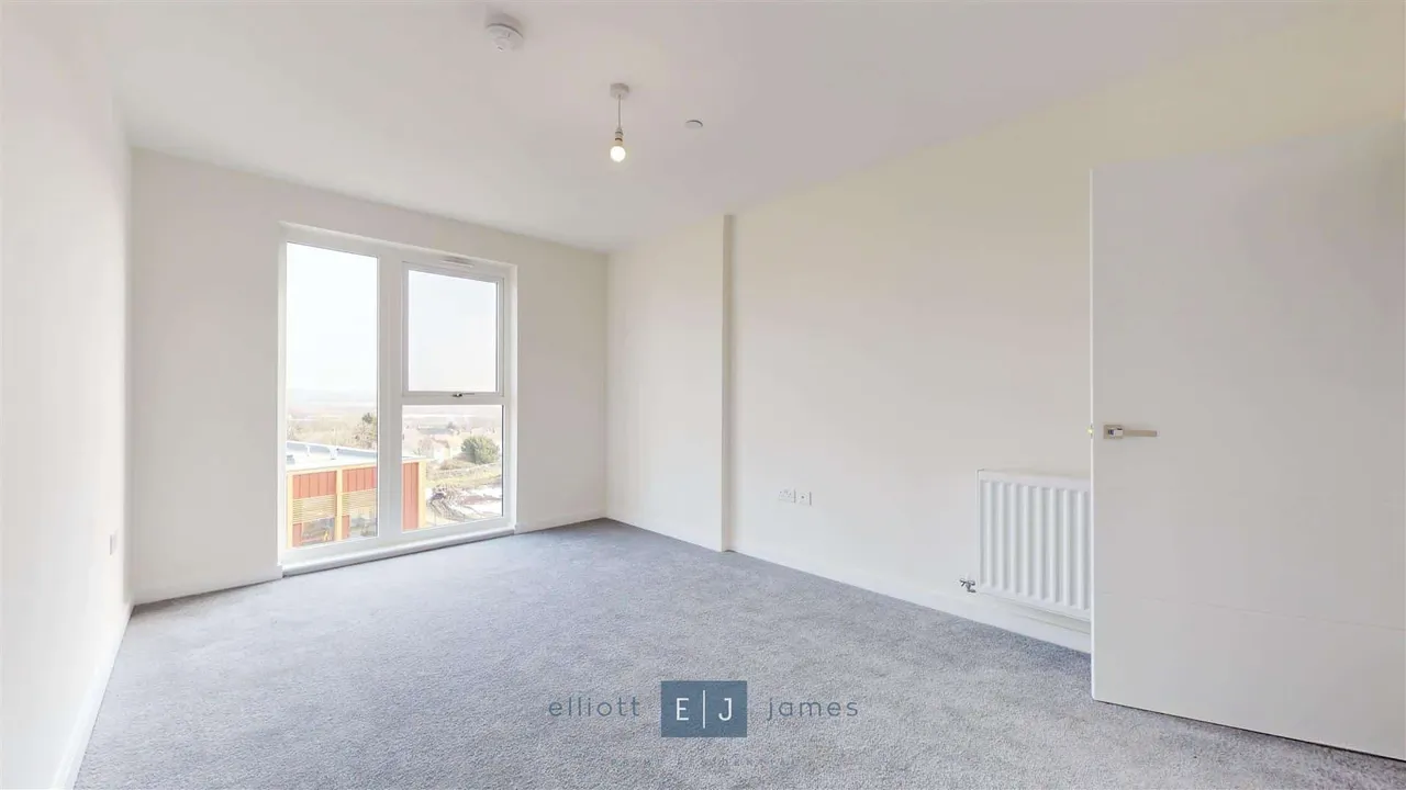 Borders Lane, Loughton, IG10, photo 7