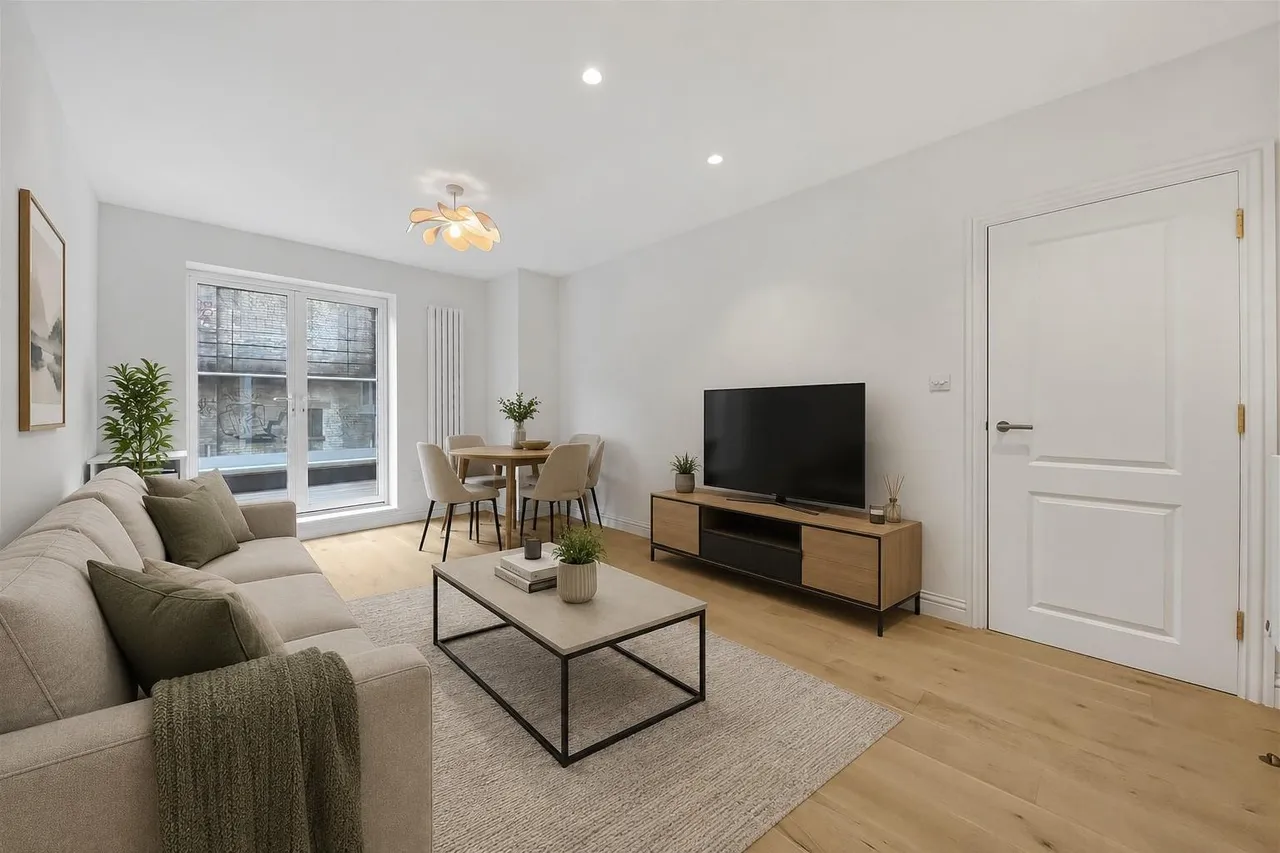 Kilburn High Road, London NW6 7HY, photo 6