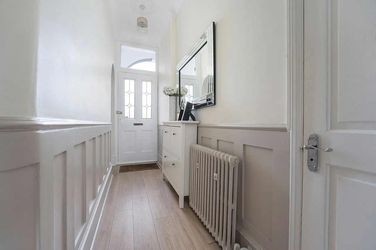 Benhill Wood Road, Sutton, SM1, photo 13