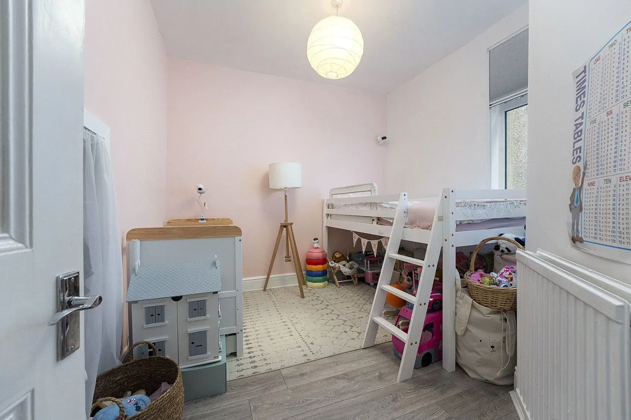 Benhill Wood Road, Sutton, SM1, photo 8