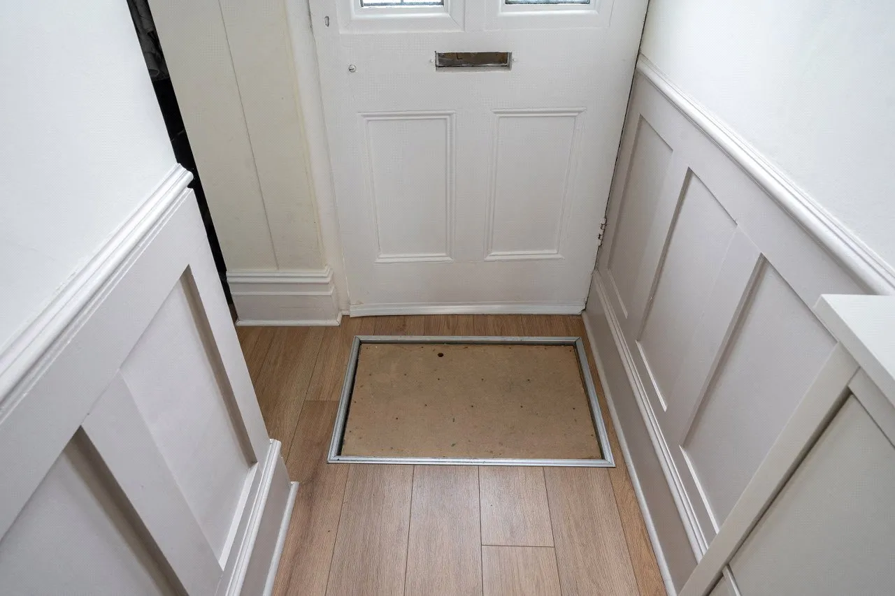 Benhill Wood Road, Sutton, SM1, photo 18