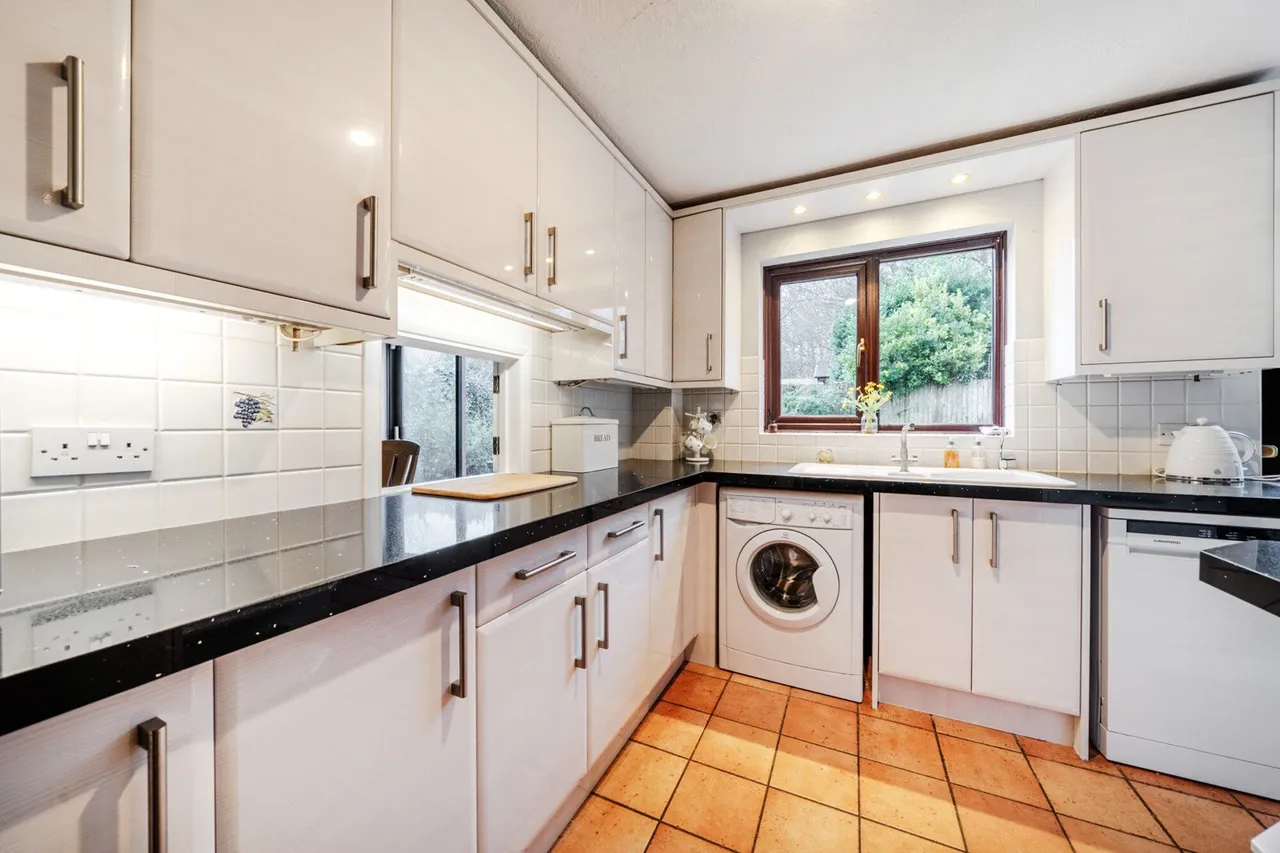 Berrylands, BR6, photo 2