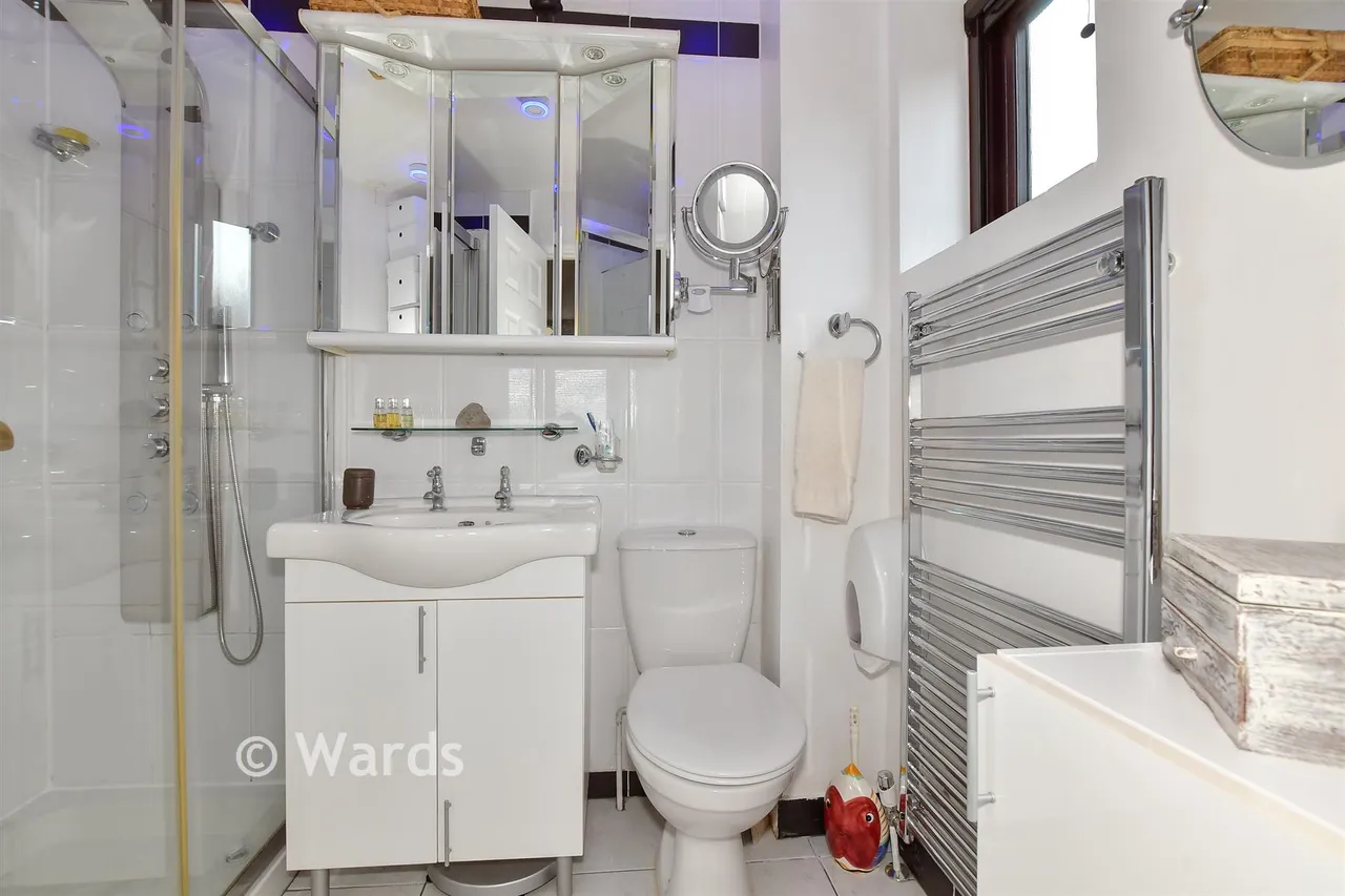 Cornwallis Avenue, Herne Bay, CT6, photo 13