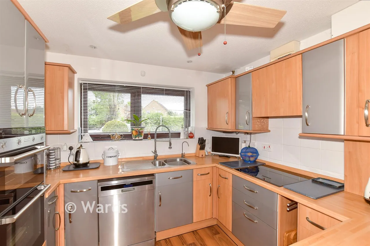 Cornwallis Avenue, Herne Bay, CT6, photo 11
