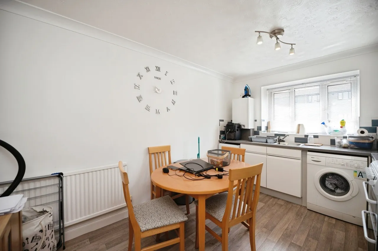 Teviot Avenue, Aveley, South Ockendon, Essex, RM15, photo 3