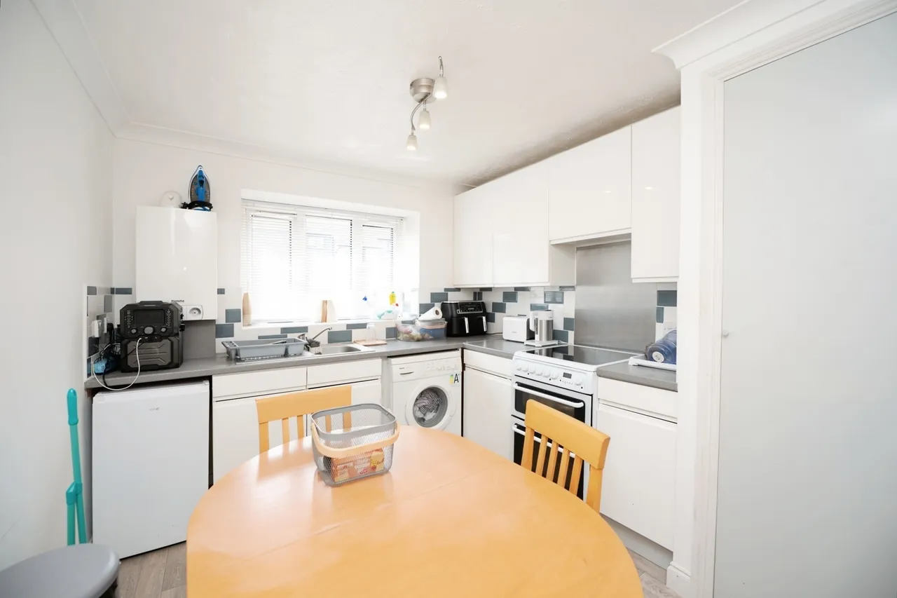 Teviot Avenue, Aveley, South Ockendon, Essex, RM15, photo 14