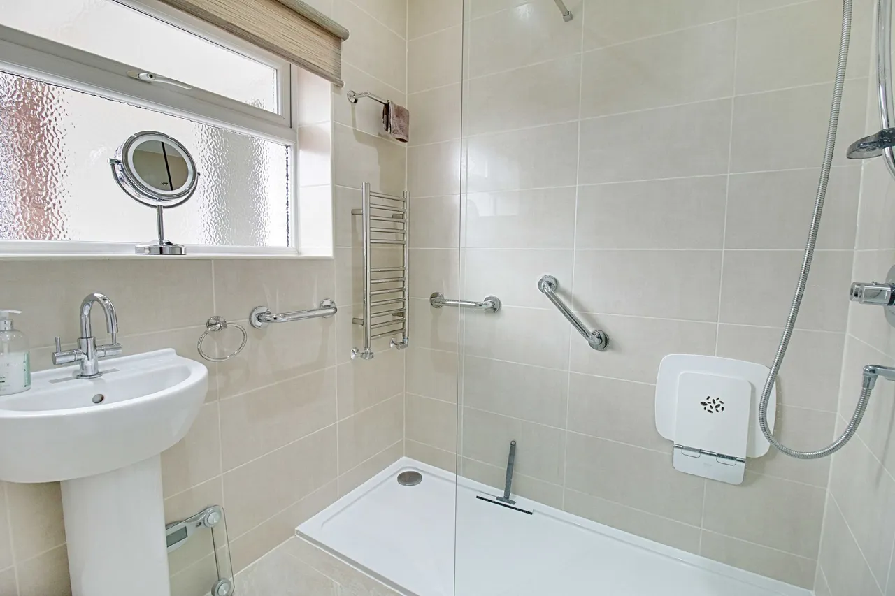 Wheatley Close, Sawbridgeworth, CM21, photo 7