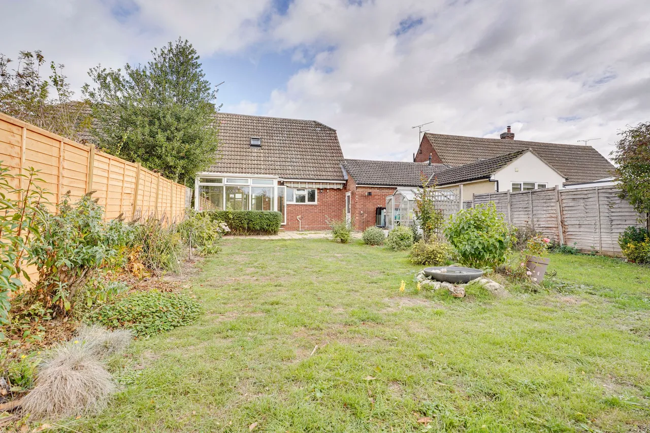 Wheatley Close, Sawbridgeworth, CM21, photo 13