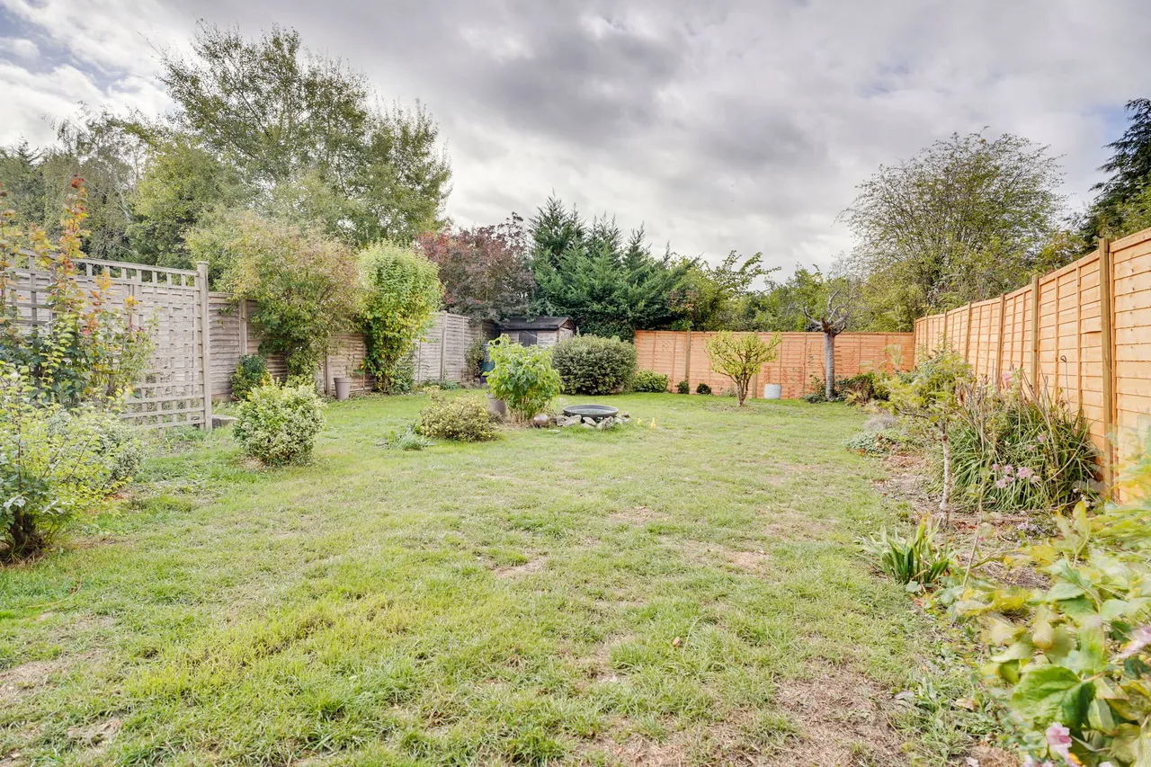 Wheatley Close, Sawbridgeworth, CM21, photo 12