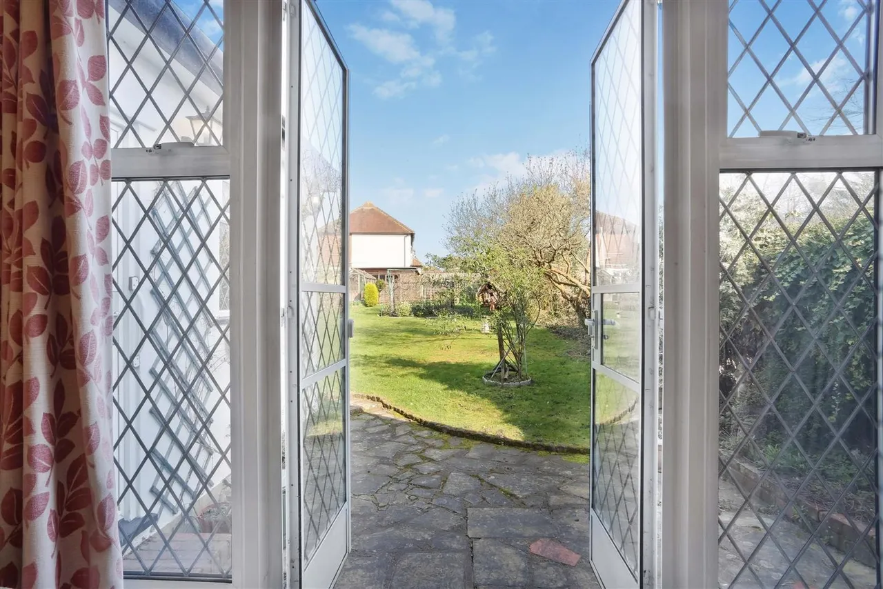 Harefield Avenue, Sutton, South Cheam, SM2 7NE, photo 6