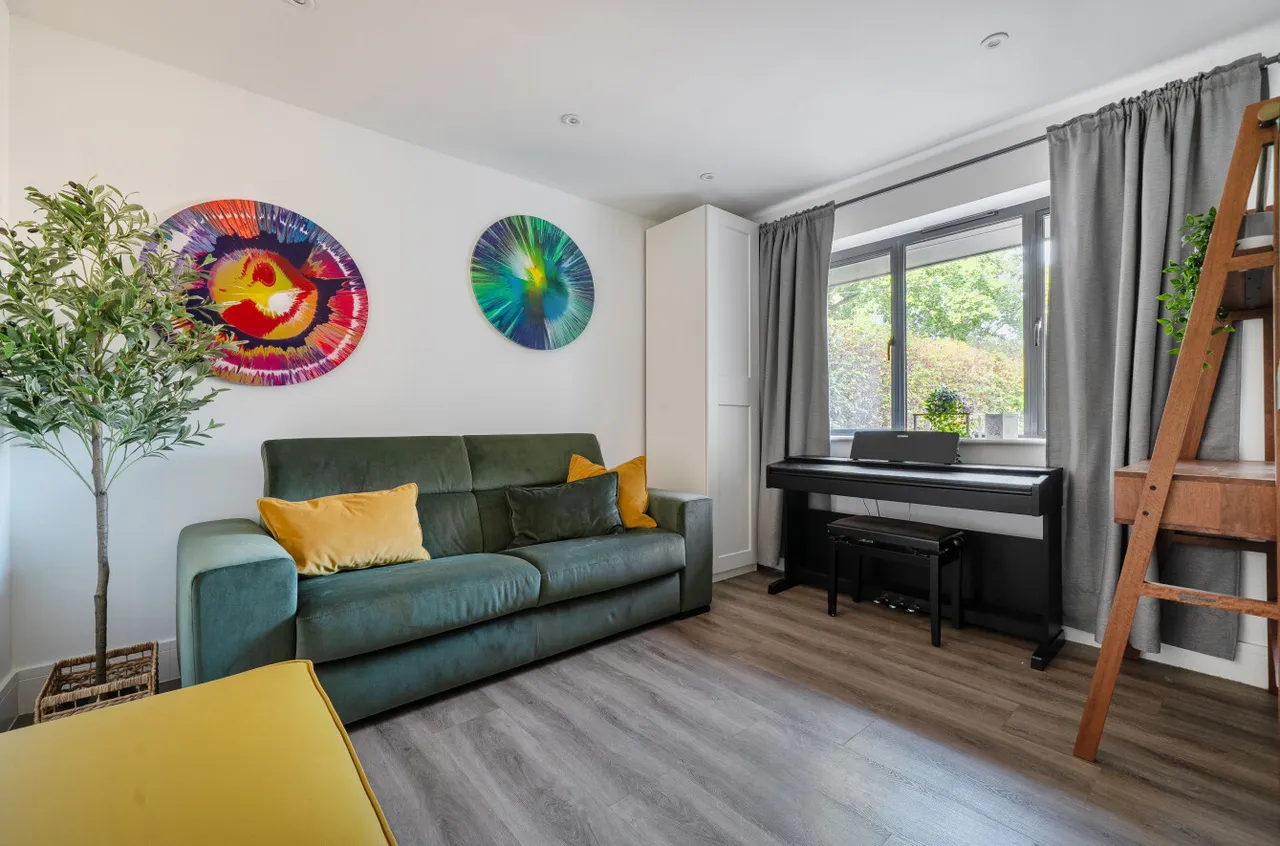 Finchampstead Road, Finchampstead, Wokingham, Berkshire, RG40 3RA, photo 13