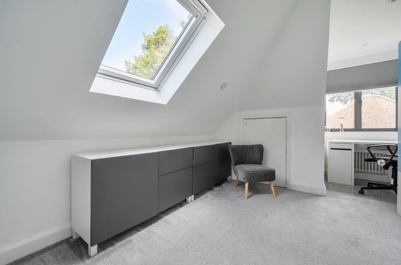 Finchampstead Road, Finchampstead, Wokingham, Berkshire, RG40 3RA, photo 22