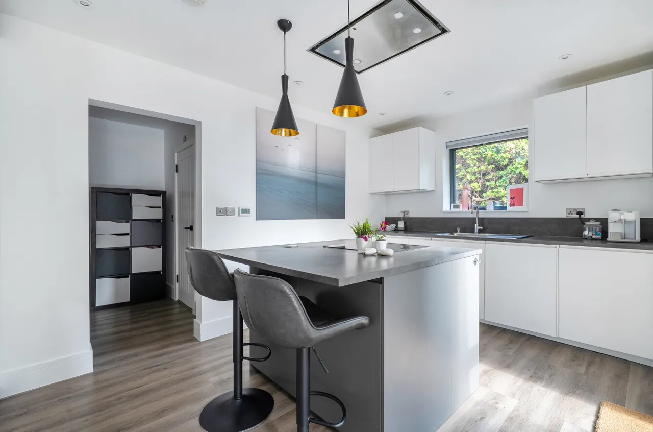 Finchampstead Road, Finchampstead, Wokingham, Berkshire, RG40 3RA, photo 10