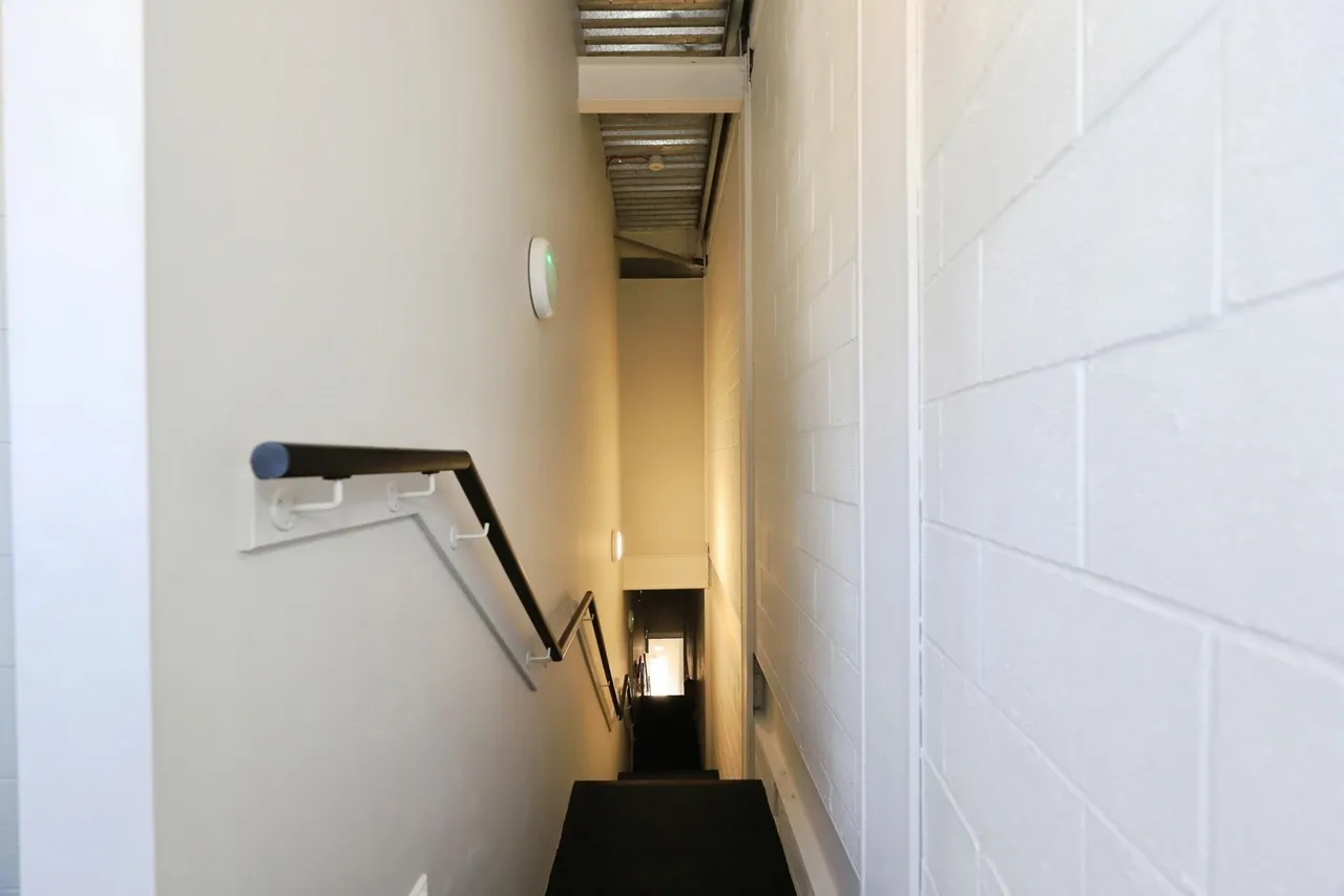 Vicar Street, Weavers Wharf Centre, DY10, photo 16
