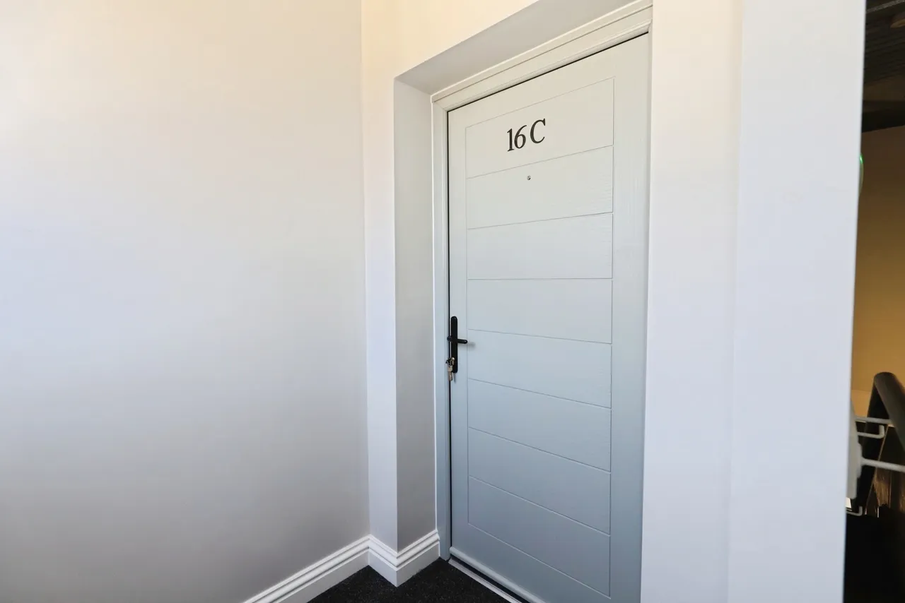 Vicar Street, Weavers Wharf Centre, DY10, photo 17