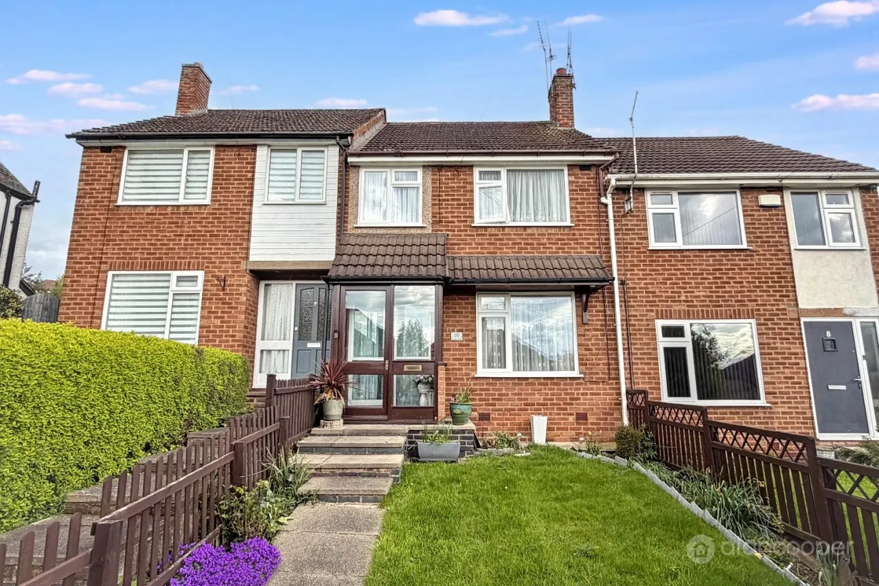 3 bed house for sale, School Hill, Hartshill, CV10