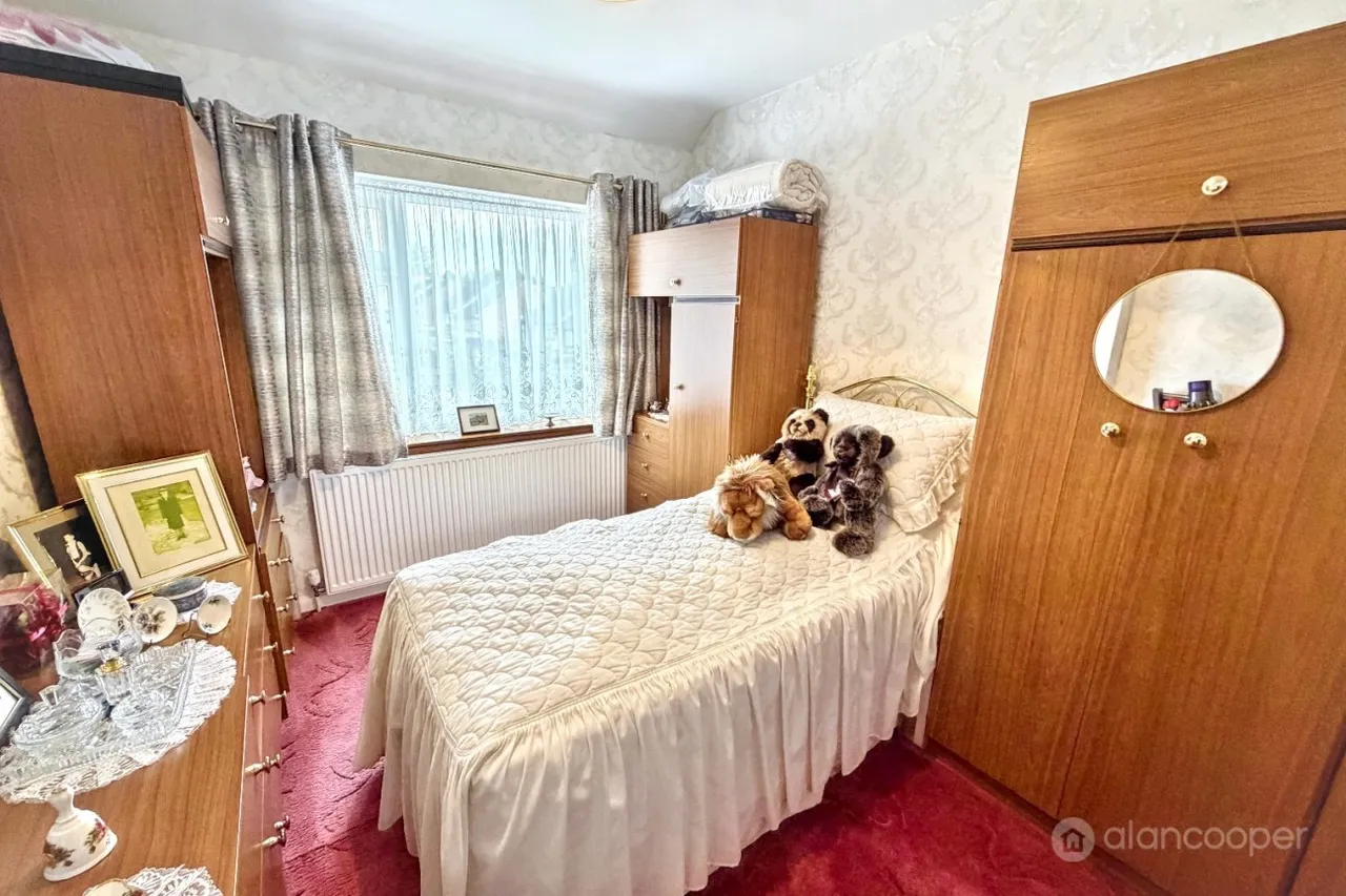 School Hill, Hartshill, CV10, photo 9