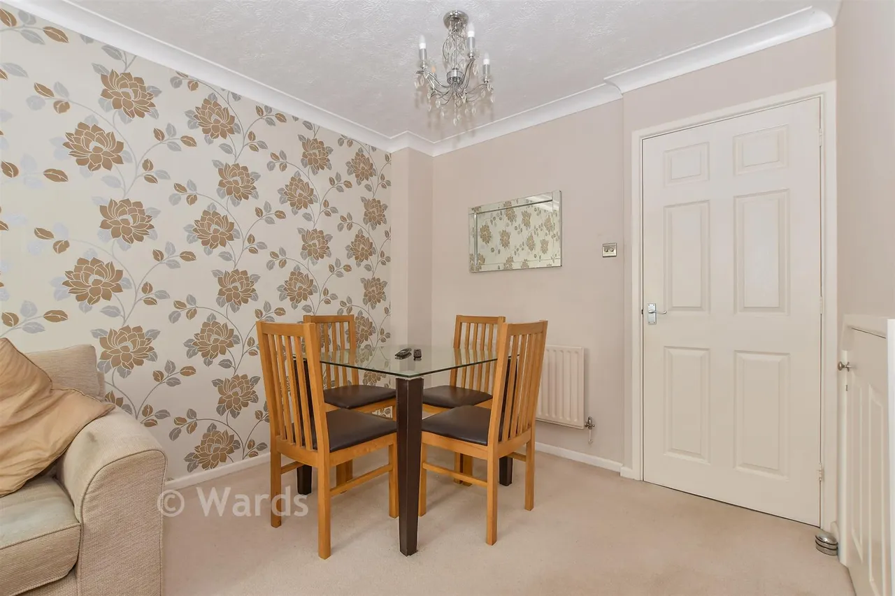 Peregrine Close, Hythe, CT21, photo 4