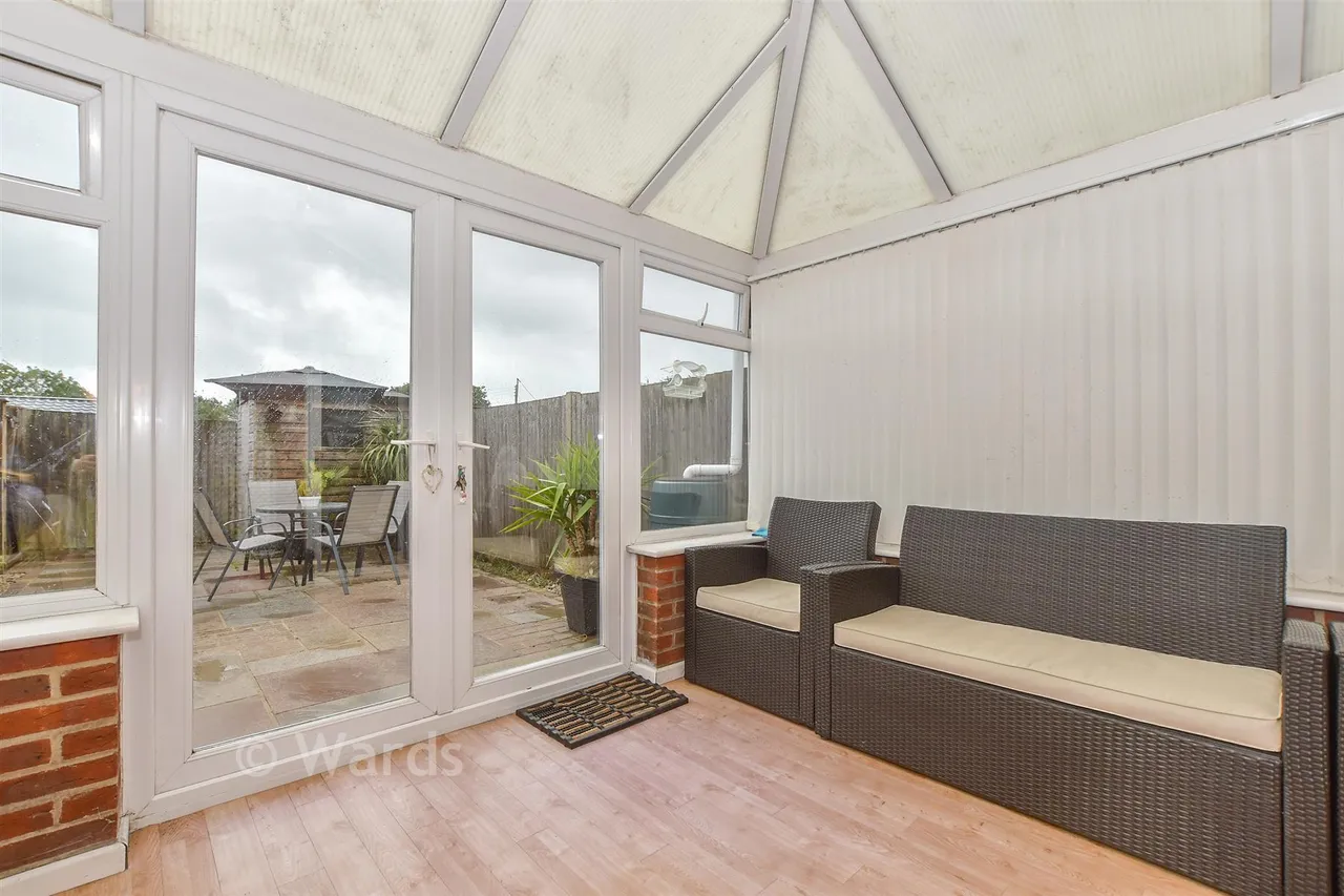Peregrine Close, Hythe, CT21, photo 3