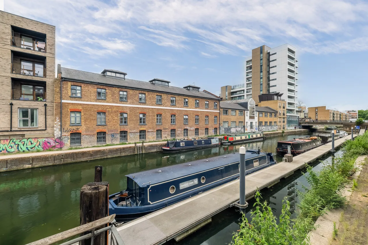 Coalmakers Wharf, London, E14, photo 2
